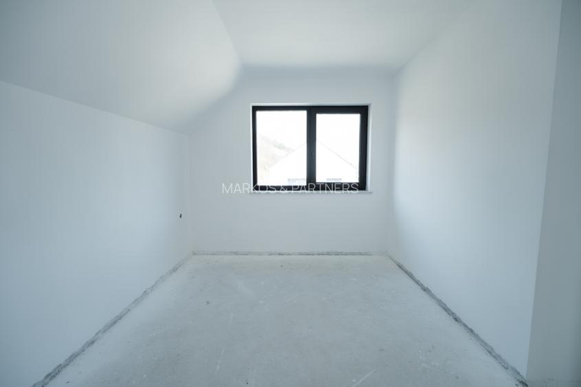 Comision 0% I Casă individuală I 121 mp + teren de 410 Mp I Tăuți - 14