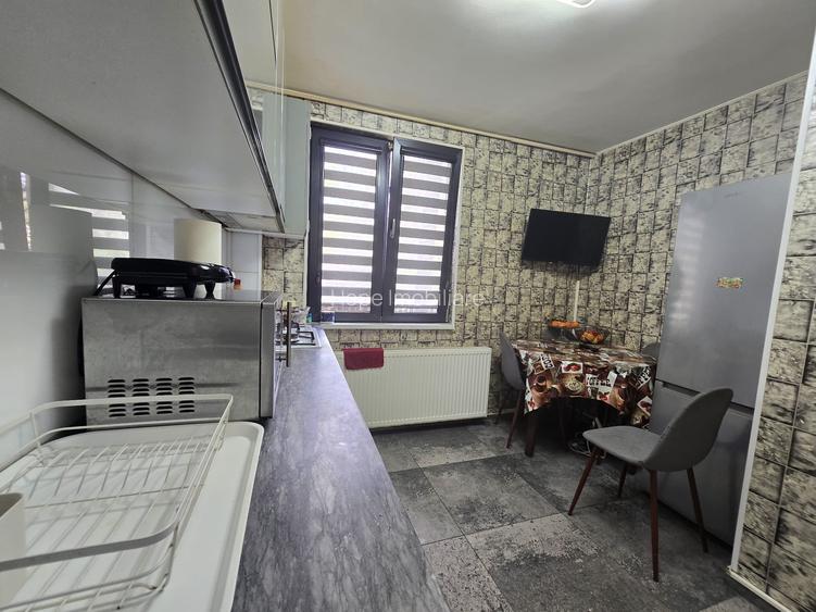 Berceni-Almasul Mare-Apartament de 3 camere-decomandat - 18