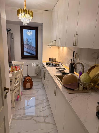 Apartament 3 camere vanzare Damaroaia cu parcare dubla subterana inclusa in pret - 3