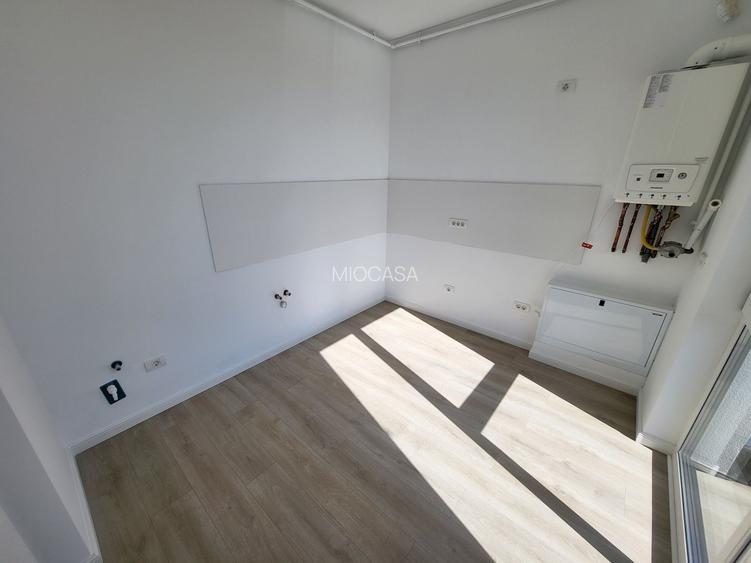 Langa Calea Timisoarei. Bucatarie inchisa. Etaj 1 - 9