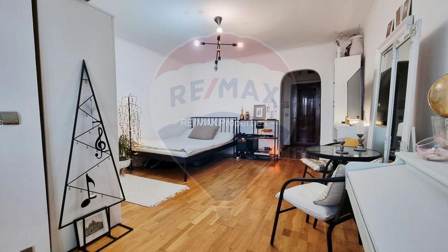 Garsoniera de vânzare metrou Costin Georgian - 7