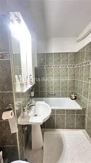 Apartament 4 camere Mangalia - zona centrala - 10