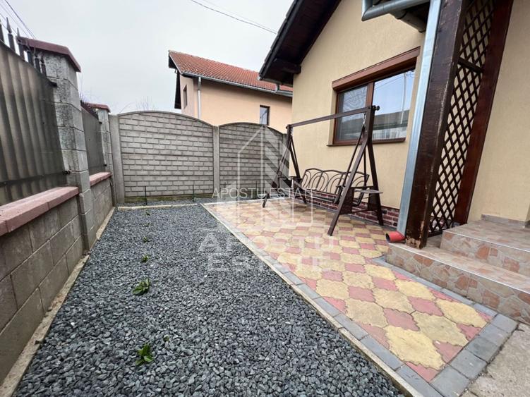 Casa individuala  cu 3 camere , pe parter , curte ,in Giroc - 8