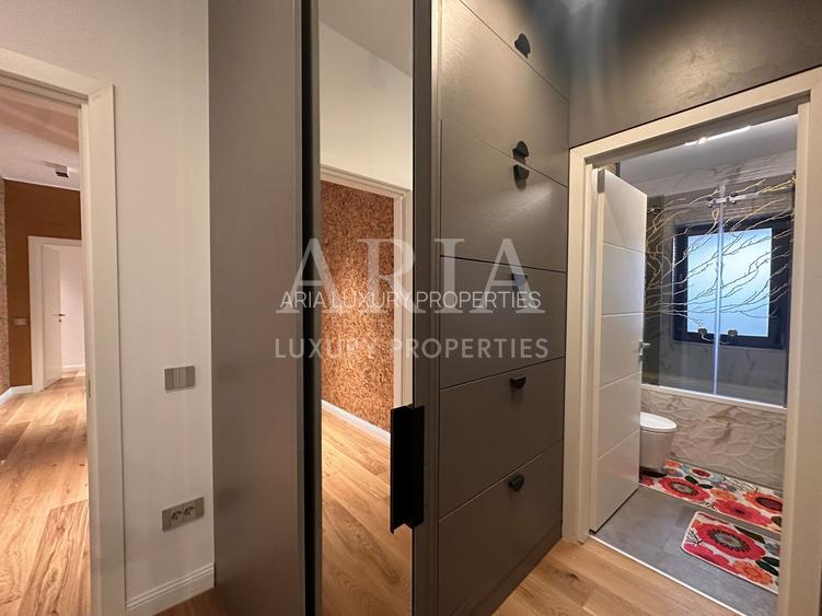 BELAIR LAKE - Penthouse duplex - LAKEFRONT - - 24