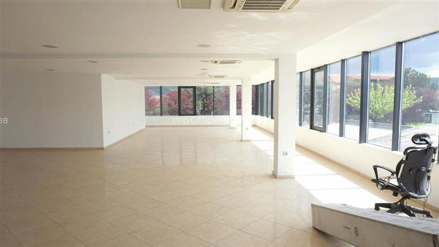 DE INCHIRIAT- SPATIU COMERCIAL 140 MP - 7