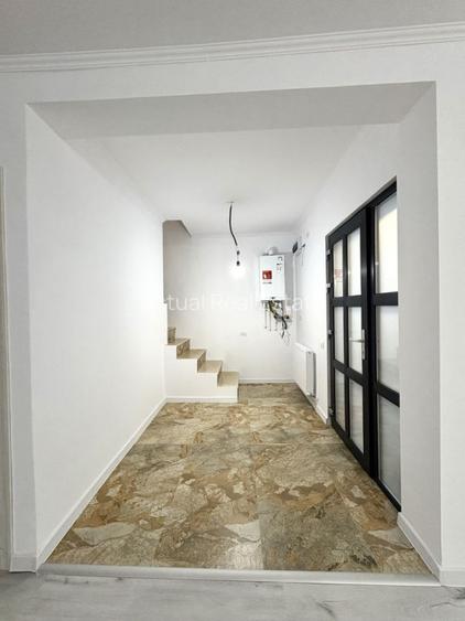 DE VANZARE | CASA 5 CAMERE | VALU LUI TRAIAN - 3