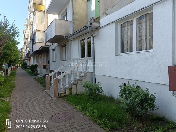 Apartament cu 3 camere și spațiu comercial de vânzare in Reghin str. Făgărașului - 7