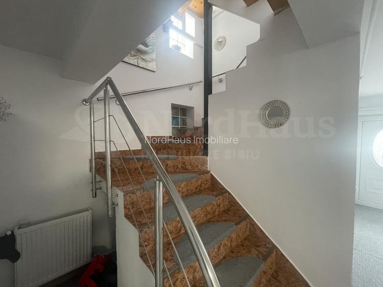 Triplex spatios cu 4 dormitoare si 2 bai – ideal pentru familie - 5