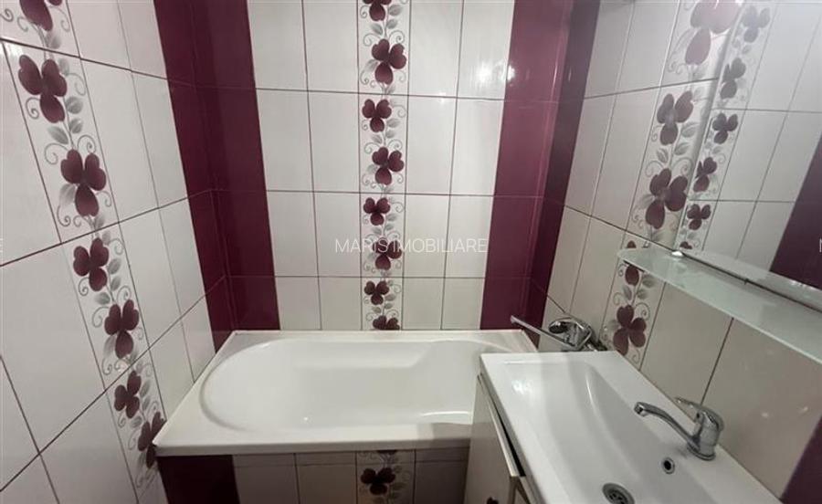 Tudor zona Dacia etaj 1 garsoniera mobilata utilata curata. - 5