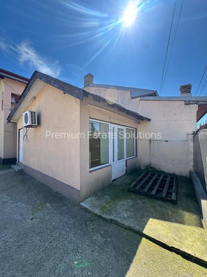 Casa de vanzare in Chiajna - 2 corpuri locuibile + spatiu comercial - 31