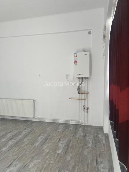 Spațiu comercial avsntajos - 15