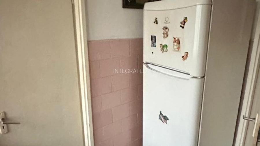 CALEA GIULESTI, Apartament cu 3 camere semidecomandat - 60 mp - parter - 7