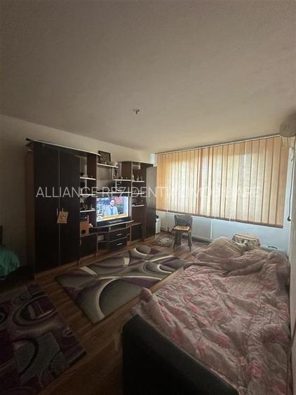 Apartament 4 camere - Sector 4 - 3