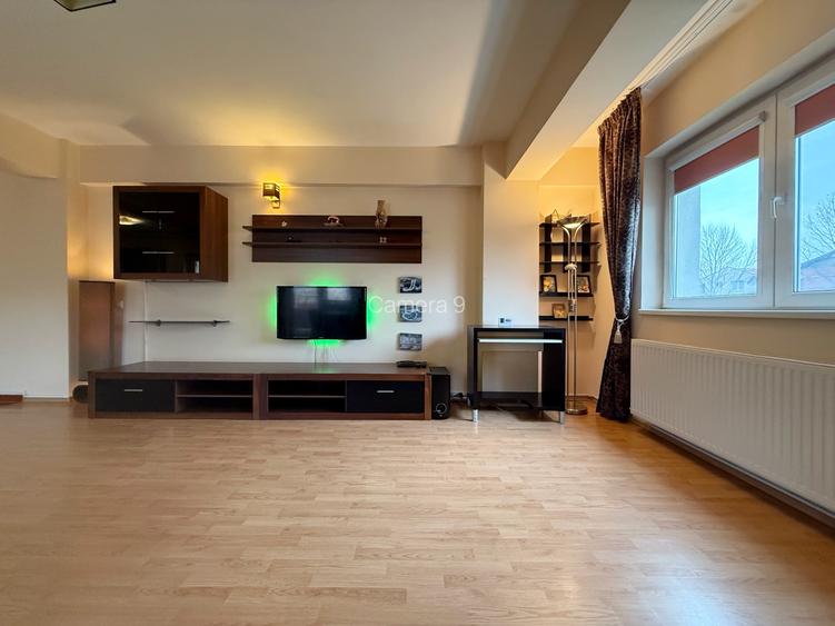 Greenfield -cartier Topaz - 2 cam - 2010 - loc parcare - curat- et 2/2 - 8