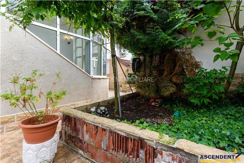 Aparthotel elegant, potential ridicat, ultracentral, Brasov - 25