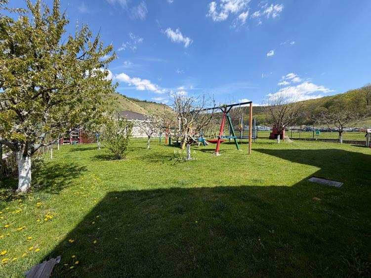 Exclusivitate! Casa individuala, la liziera padurii, amplasata pe 1076 mp teren! - 7