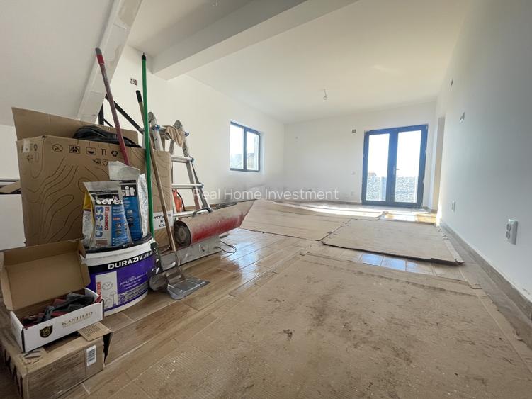 Vila/Casa individuala-700 M de Blv./Com.Berceni - 13