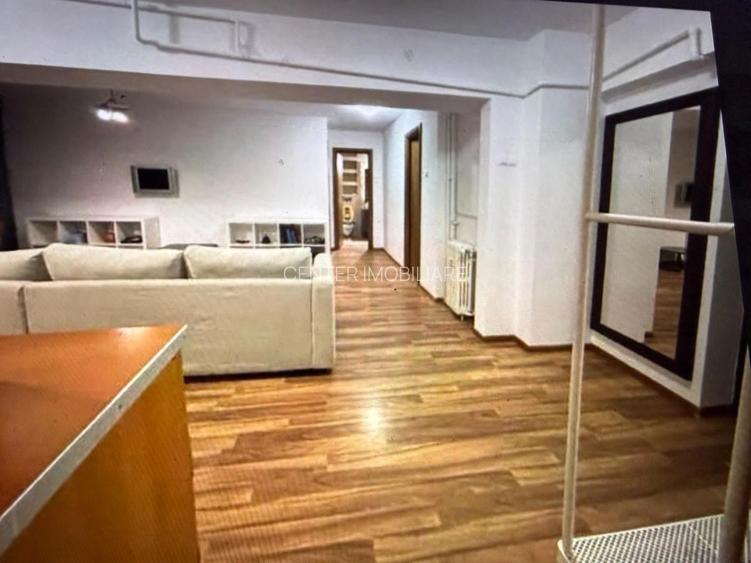 UNIRII,Biblioteca Națională, 3 camere deosebit, 100 mp, etaj 1, terase - 2