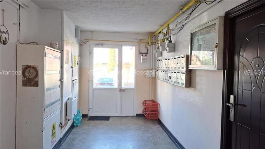 Apartament 2 camere Bacau, parter, CT, liber. - 10