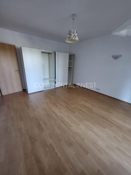 Ap 4 camere Dna Ghica Plaza, 2 locuri parcare, se accepta persoane straine,140mp - 2