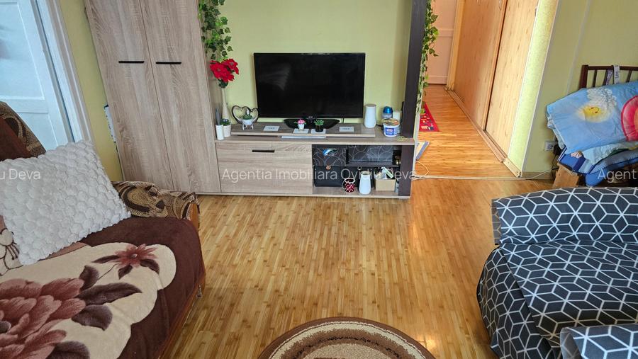 Vand apartament 3 camere in Deva, zona Gojdu, etaj 3, mobilat, utilat - 2