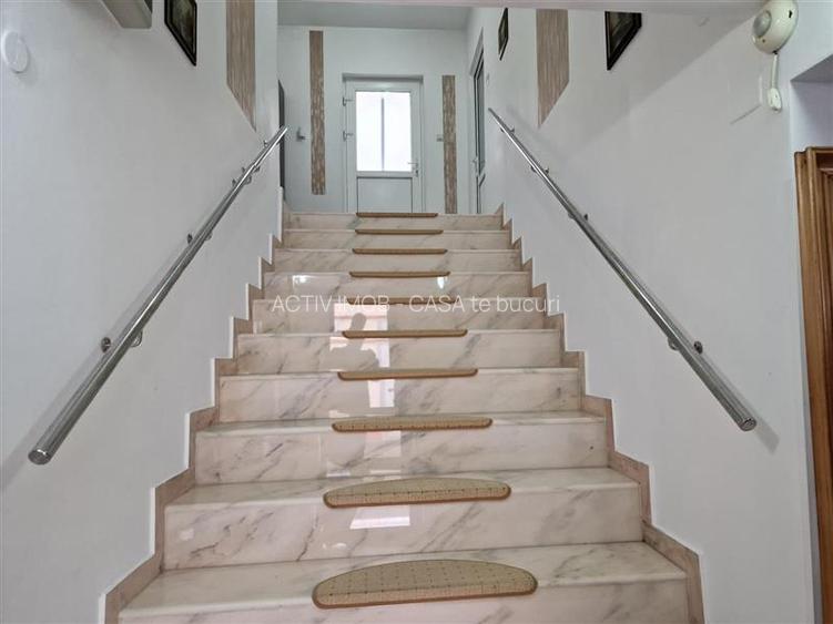 Resita,Casa DUPLEX Central ,P+1+Ms.2 Garaje Comision ZERO Cumparator - 37