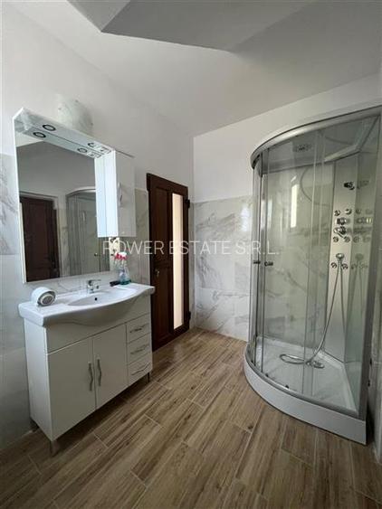 Casa cu 4 camere, 180 mp, situata in cartierul Europa! - 23