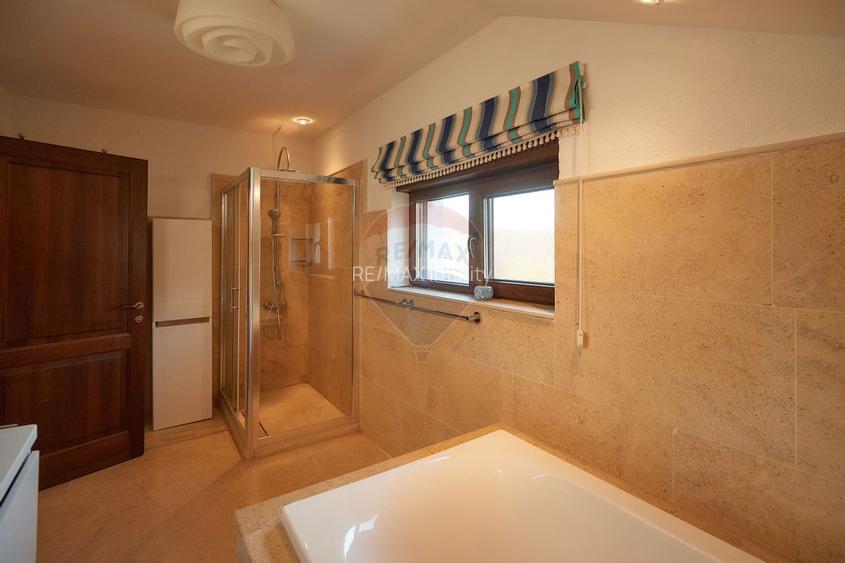 Casa / Vila cu 4 camere de vanzare la doar 30 de minute de Cluj - 14