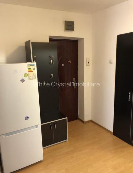 Proprietar Garsoniera 40mp Vasile Carlova Sector 3 - 7