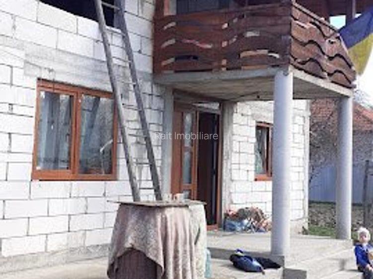 Casa de Vanzare Tigveni Arges - 11