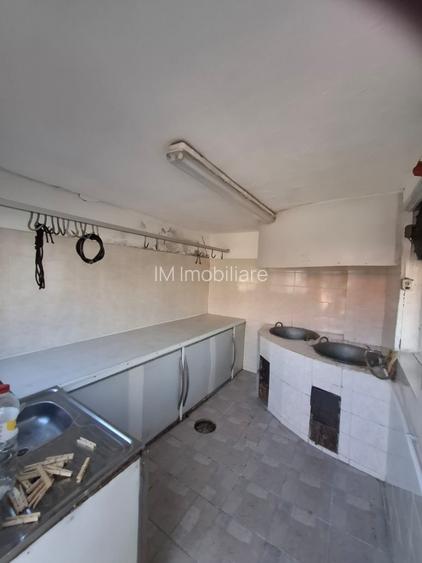 Casă individuală cu 6 camere în Gelu - 12