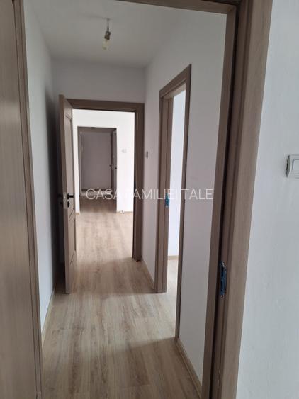 103000 euro!! 4 camere renovate .. Circumvalatiunii .. etaj 3 - 8
