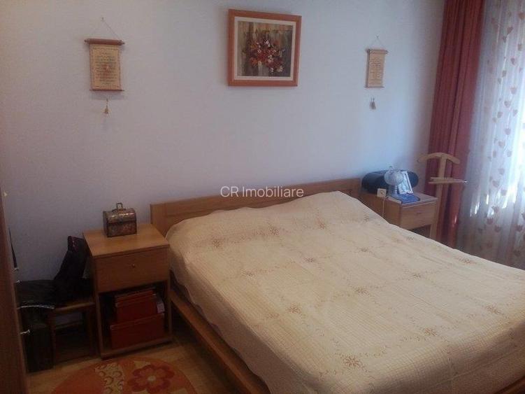 Vanzare vila 6 camere Jiului - 6