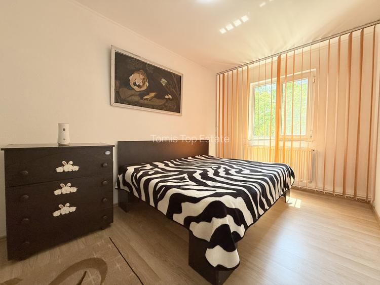 Apartament de vânzare cu 3 camere in Tomis Nord, etaj 2 - 3