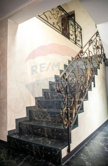 Casă / Vilă cu 5 camere de vânzare - 27