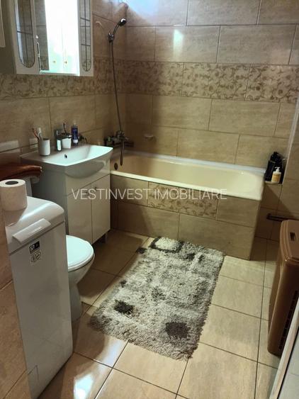 Casa de vanzare in localitatea Balc - 11