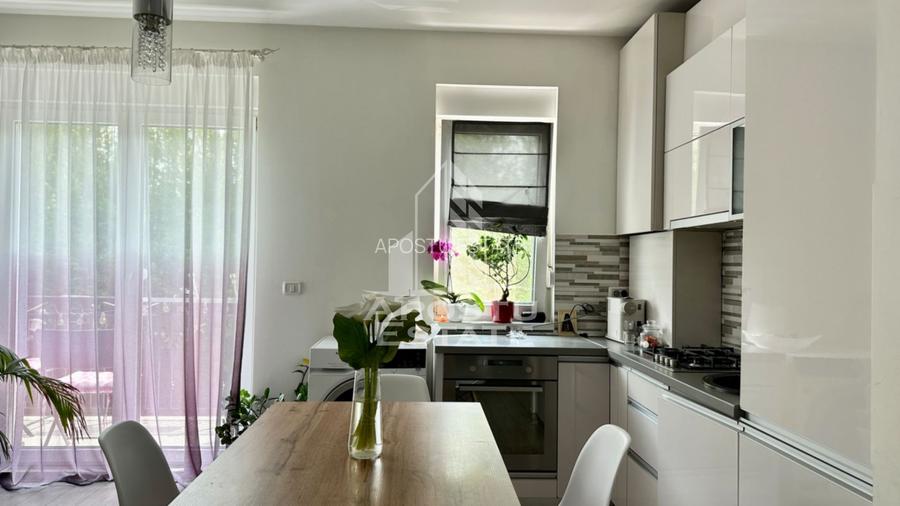 Apartament cu 3 camere de vanzare, etajul intai, Dumbravita - 4