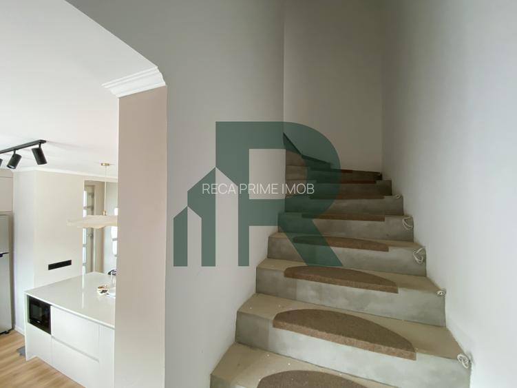 Duplex cu 4 camere 2 bai si curte libera 200 mp in Cisnadie - 18
