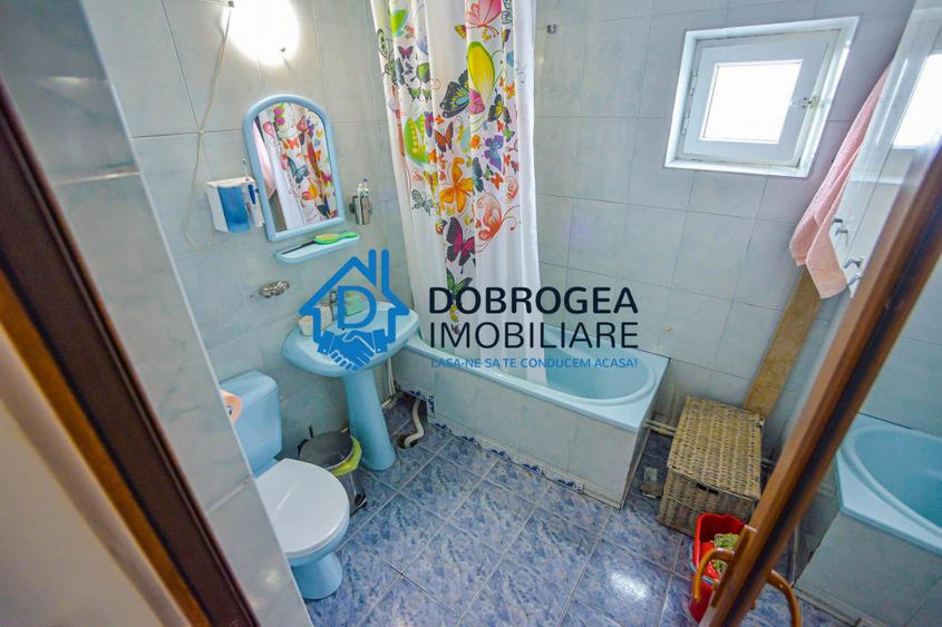 E3- APARTAMENT 3 CAMERE DECOMANDAT , CENTRALA GAZ