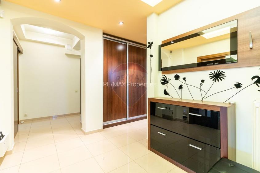 Vila premium de vanzare Balotesti/ piscina/ ponton/ deschidere la lac - 45