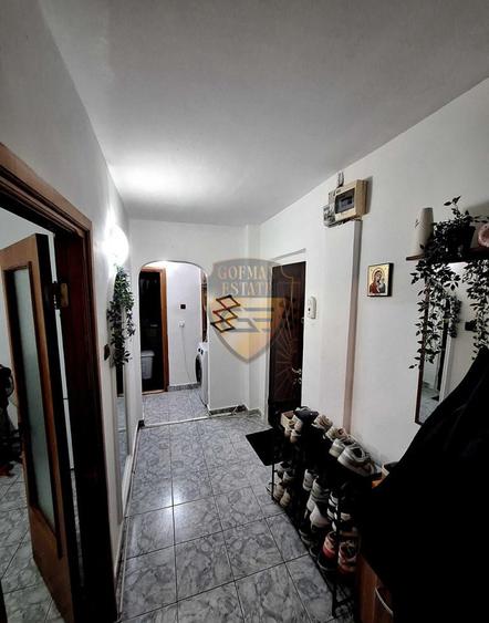 2 camere decomandat 54 mp + 2 balcoane 63mp Eden Inel I Etaj 4/4 Potențial mare