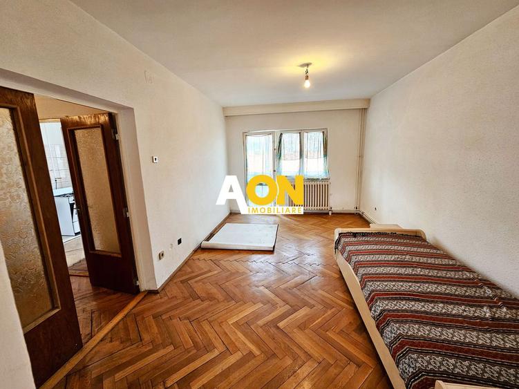 Apartament 3 camere, etaj 2 + Garaj + boxa, Caroline Cetate