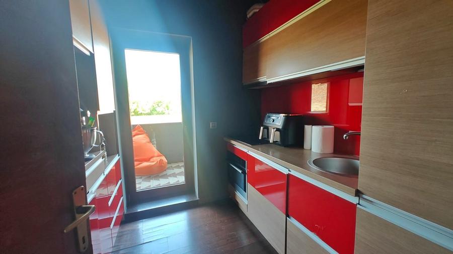 Apartament superb, 4 camere, 122mp, B-dul Eroilor, Central