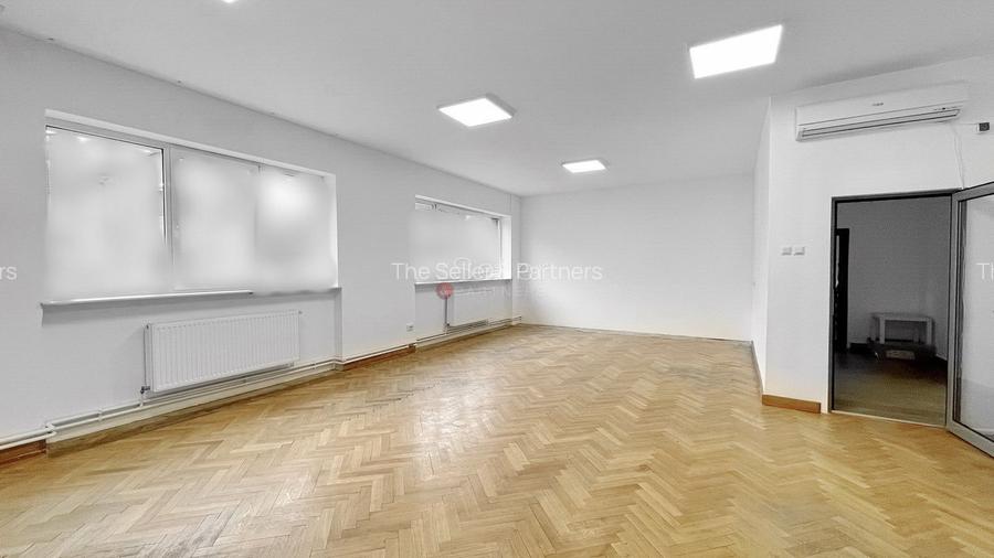 Central - Suprafata Generoasa - 27