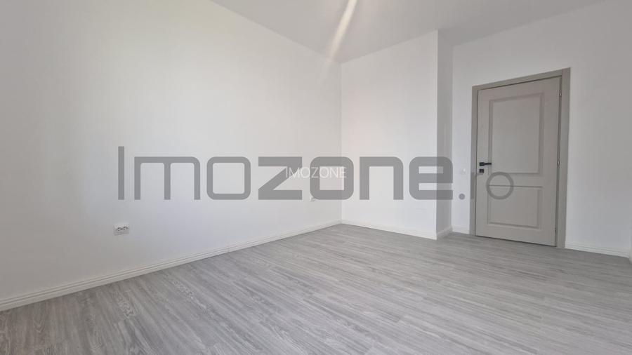METROU PACII 2 CAMERE CU GRADINA DE 150 mp  COMISION 0% - 7