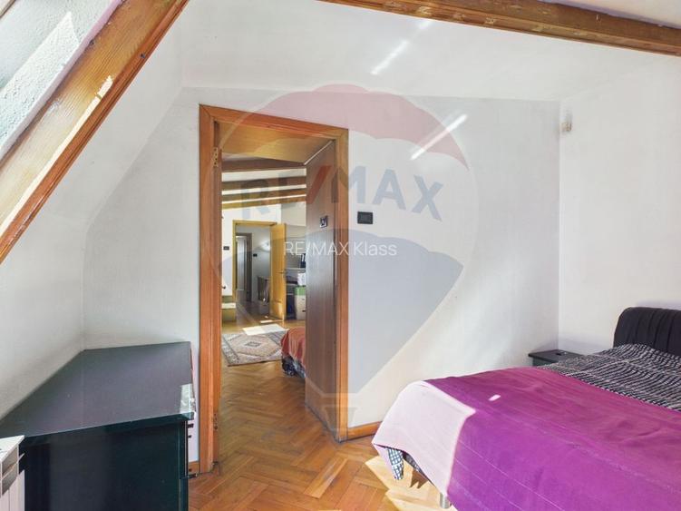 Casa interbelica de vanzare metrou 1 Mai, cu potential - 12