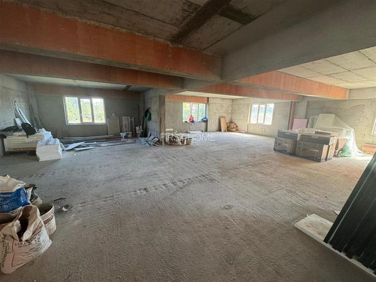 Sp com 277 mp, se poate inchiria si jumatate, bl nou, Lic Unirea - 7