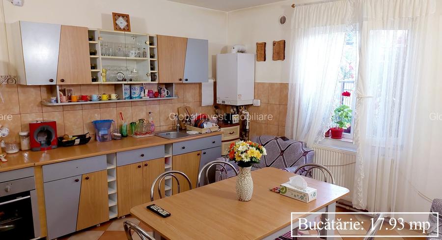 Lumina- Casa P+M, 5 Camere+ 1 Spatiu Comercial, teren 425mp - 120.000euro - 15