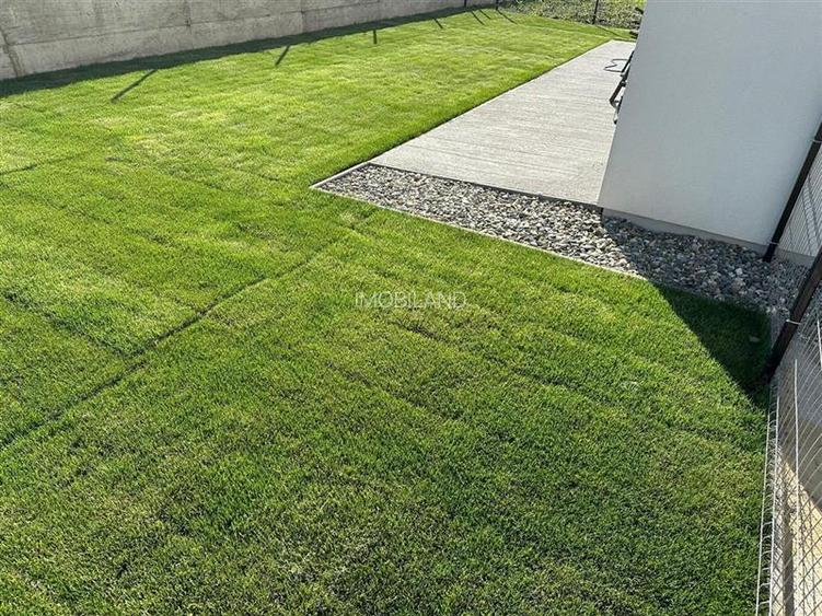 Casa tip duplex pe Valea Chintaului, cu gradina si  parcare - 2