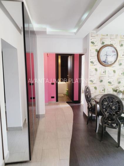 Unirii / Octavian Goga, bloc 1993 - 11